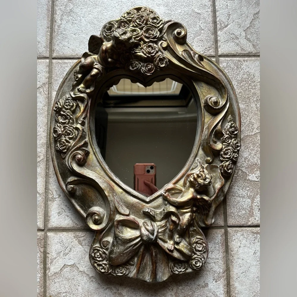 Vintage cherubs angels Gold Heart-Shaped Wall Mirror